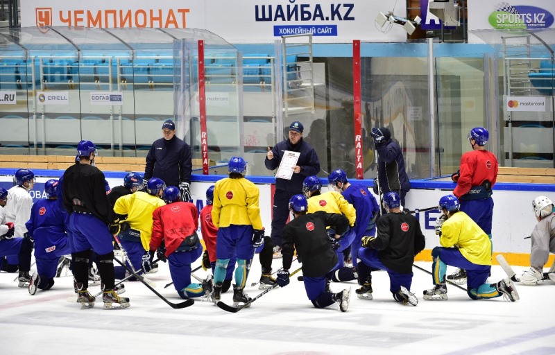 Игроки из системы ХК "Барыс" в молодёжной сборной Казахстана