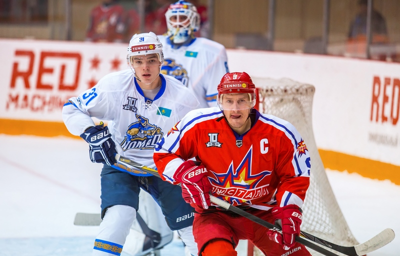 ВХЛ. "Ижсталь" - "Номад" 2:3 (+ комментарии тренеров)