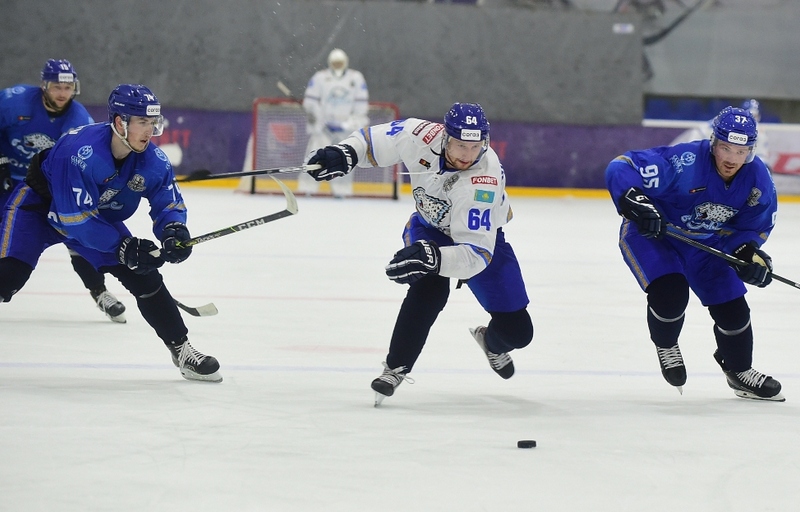 КХЛ. Барыс (синие) – Барыс (белые) 2:0