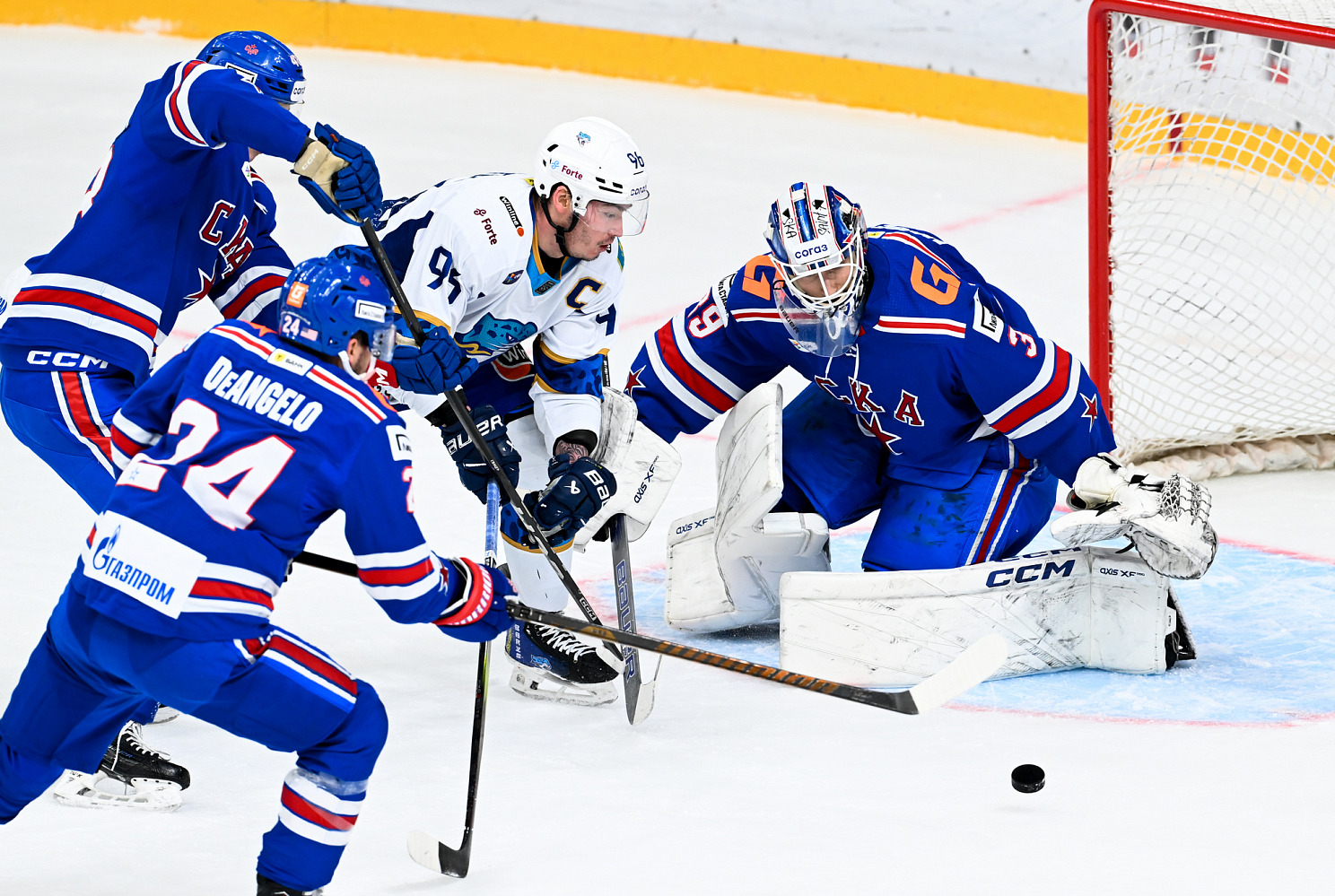 Барыс с минимальным счётом уступил СКА