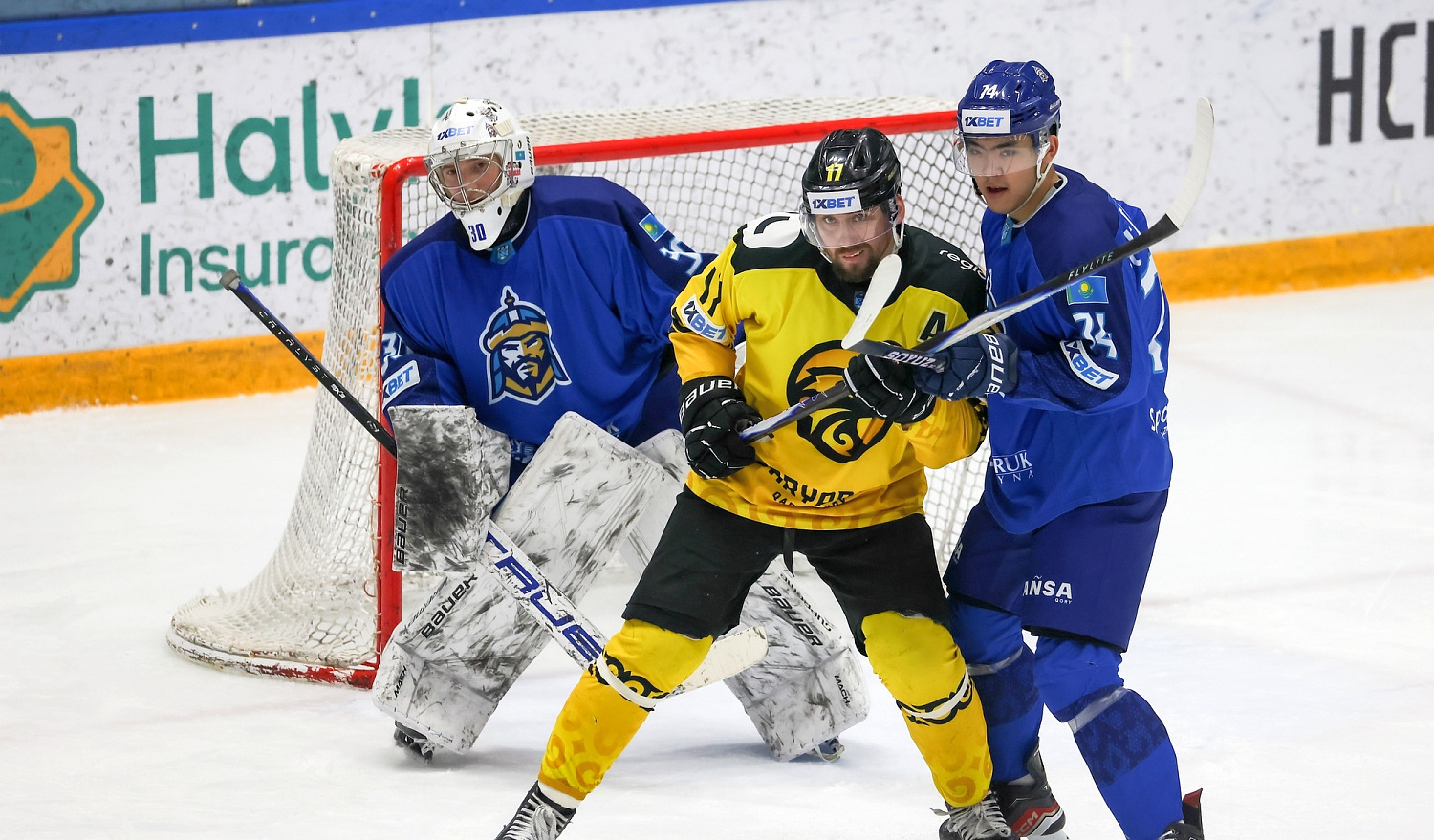 Номад проведёт первые матчи финала на блоке А