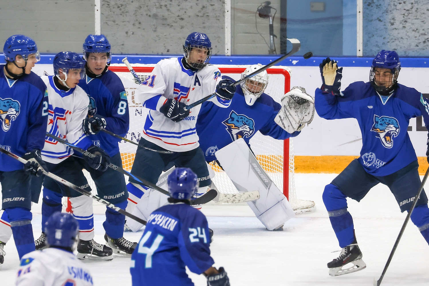 Перед серией Барыс – Торпедо