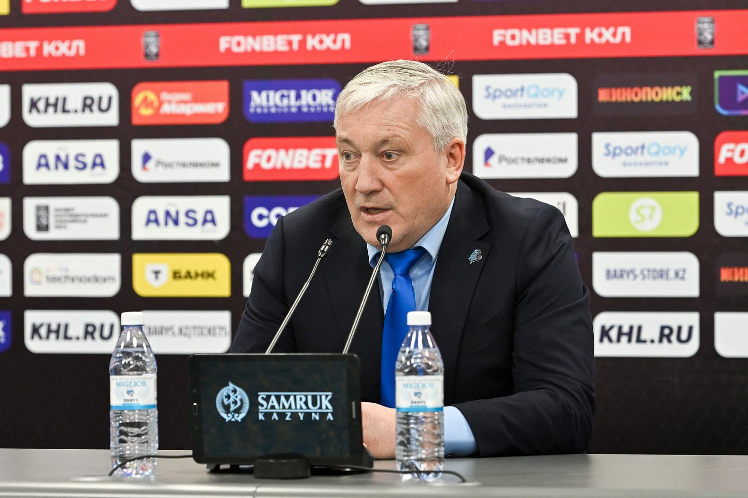 Михаил Кравец: «Не всегда получаются победы, не всегда получаются игры, но, подлецов и безразличных игроков в команде нет»